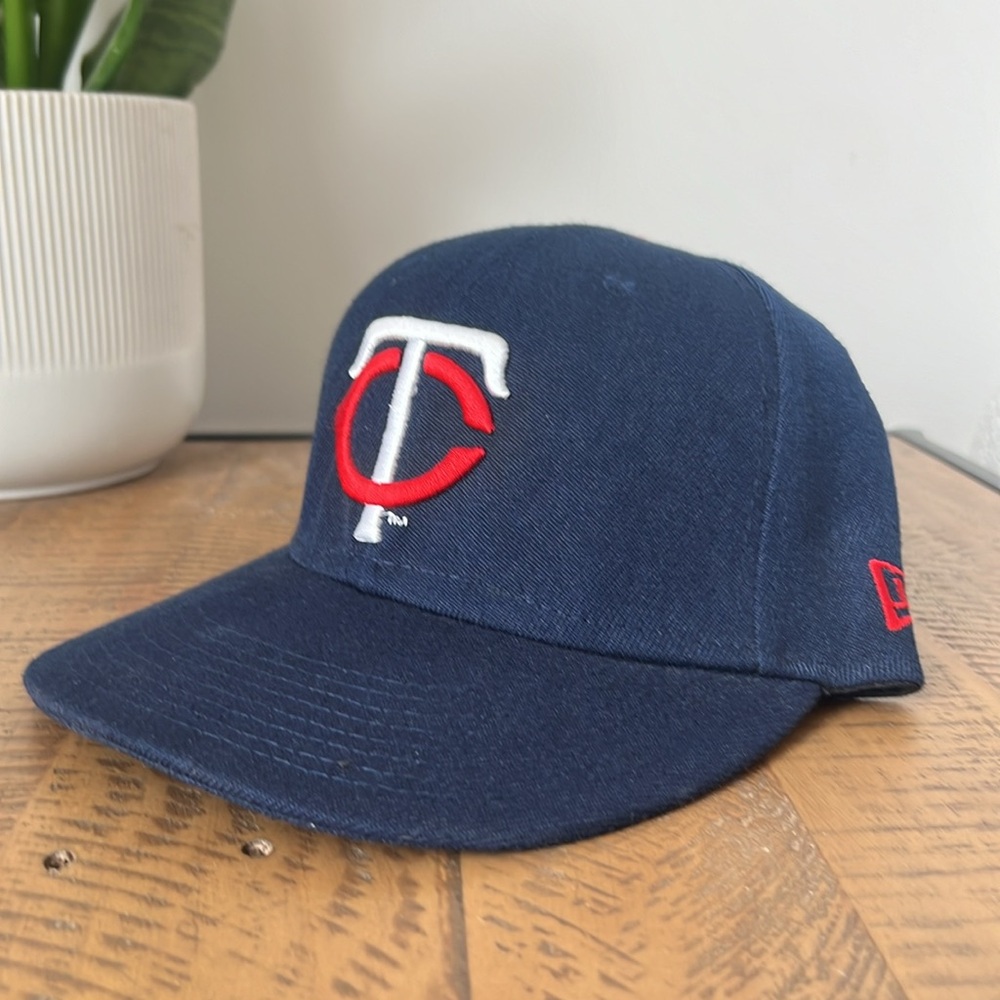 Minnesota Twins New Era MLB Hat - Size 7 1/8